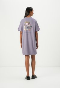 Marc O'Polo DENIM - DRESS LOOSE FIT  - Jerseykleid - lavender Thumbnail-Bild 1