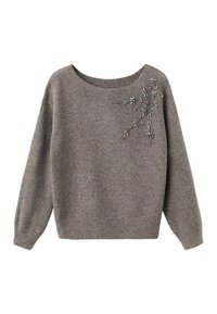Suéter de punto gris hecho de una tela suave, con un escote ancho y mangas largas, que presenta adornos con un patrón floral en el frente.