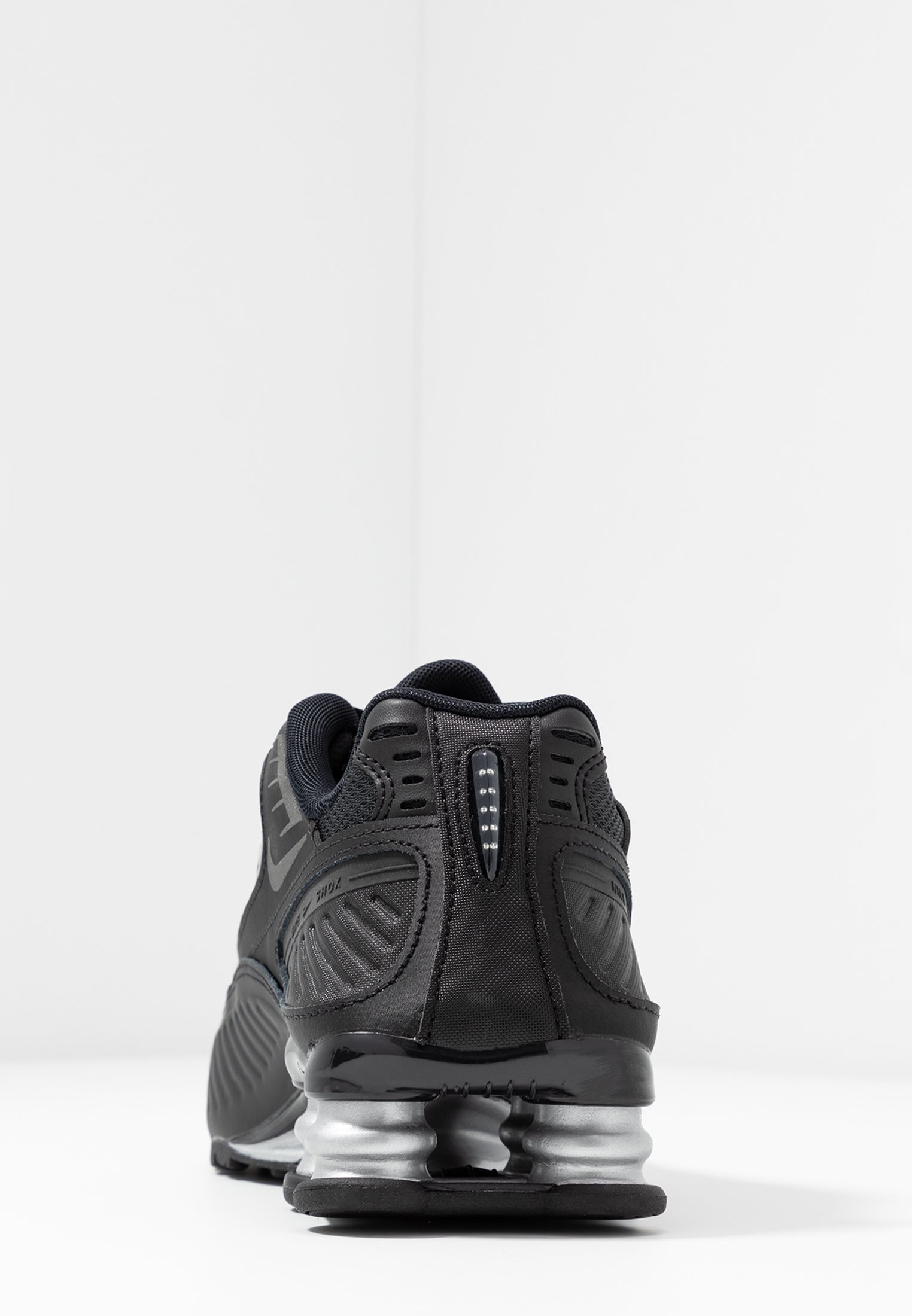 nike shox enigma 9000 zalando