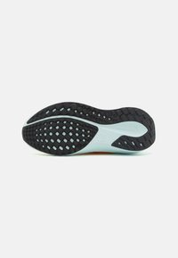 Nike Performance Zapatillas running asfalto - white