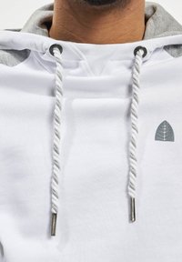 Just Rhyse MACAU - Felpa con cappuccio - white