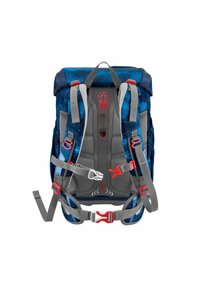 Zaino con un motivo cosmico blu, spallacci grigi e accenti rossi. Presenta un'imbracatura imbottita regolabile e ganci. Design in tessuto resistente.