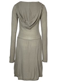 Vestito a maniche lunghe con cappuccio in verde oliva chiaro, caratterizzato da una vestibilità ampia, tessuto testurizzato e una cintura arricciata per una silhouette rilassata.