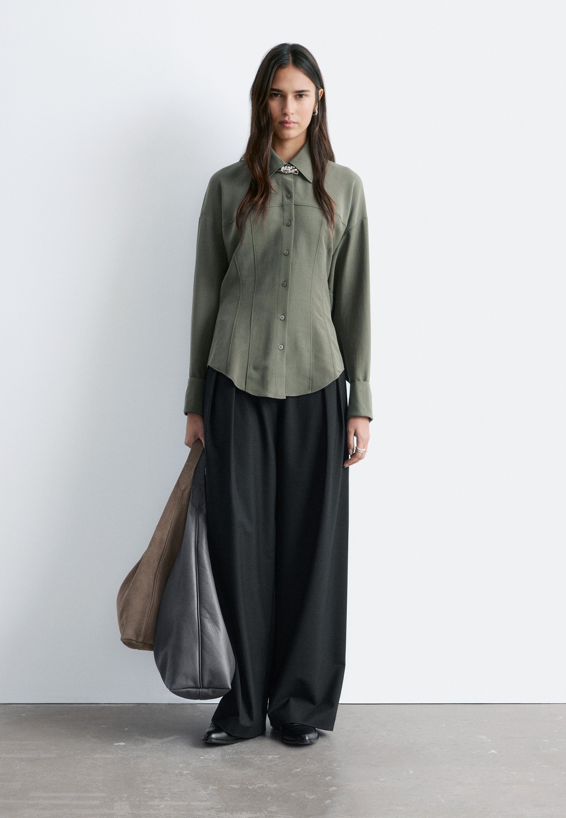 & OTHER STORIES BALLOON-SLEEVED - Button-down blouse - dark khaki