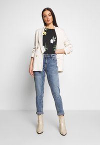 ONLY MOSTER STRIPE S/S NOOS - T-shirt estampada - black