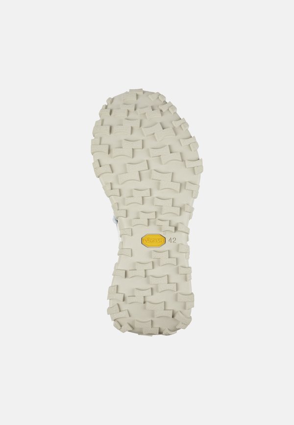 DRIFT TRAIL - Trainers - weiß grau4