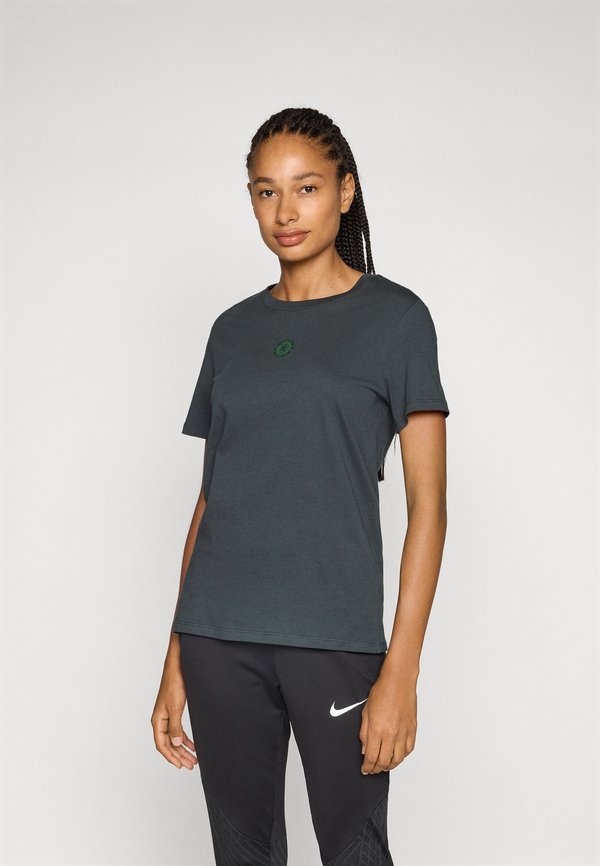 CFC CREST TEE - Club wear