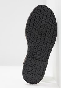 Tamaris Sandales - black