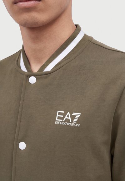 EA7 Emporio Armani TRAIN CORE ID BASEBALL COLLAR - Bomber jacket ...
