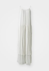 Langes weißes Kleid aus leichtem Stoff. Es hat vertikale strukturierte Streifen und eine fließende Silhouette mit dünnen Trägern.