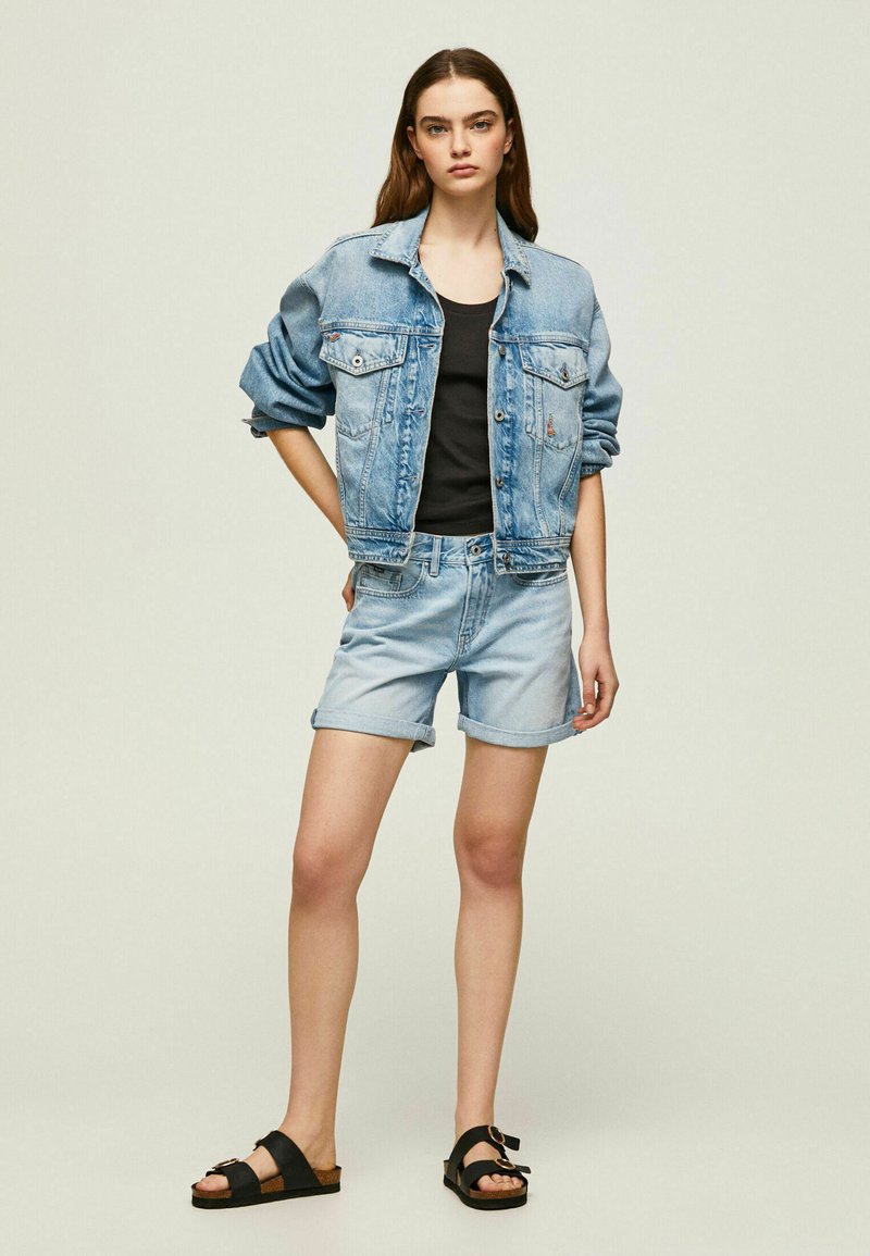 Pepe Jeans Jeansshort blauw denim/bluedenim Pepe Jeans Jeansshort blauw denim/bluedenim