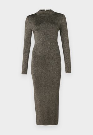 Langärmliges, figurbetontes Midi-Kleid aus dunklem, metallischem Stoff mit einem Stehkragen. Glatte Textur und minimalistische Details. Farbverlauf von dunkel zu hell.