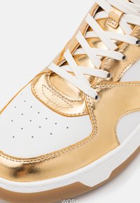 BOSS BALTIMORE HITO - Baskets montantes - gold