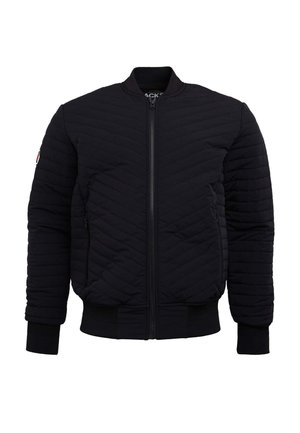 Mustat tikkikuvioiset bomber-takin kanssa edessä vetoketju, ribatut hihansuut ja helma. Varustettu sivutaskuilla ja logolla vasemmassa hihassa.