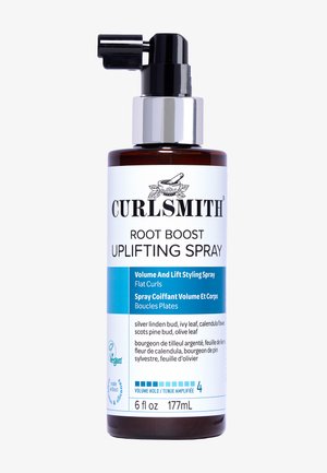 Spray voluminizador Curlsmith Root Boost en una botella ámbar con bomba negra. La etiqueta presenta un fondo blanco con texto negro y acentos azules. 6 fl oz.