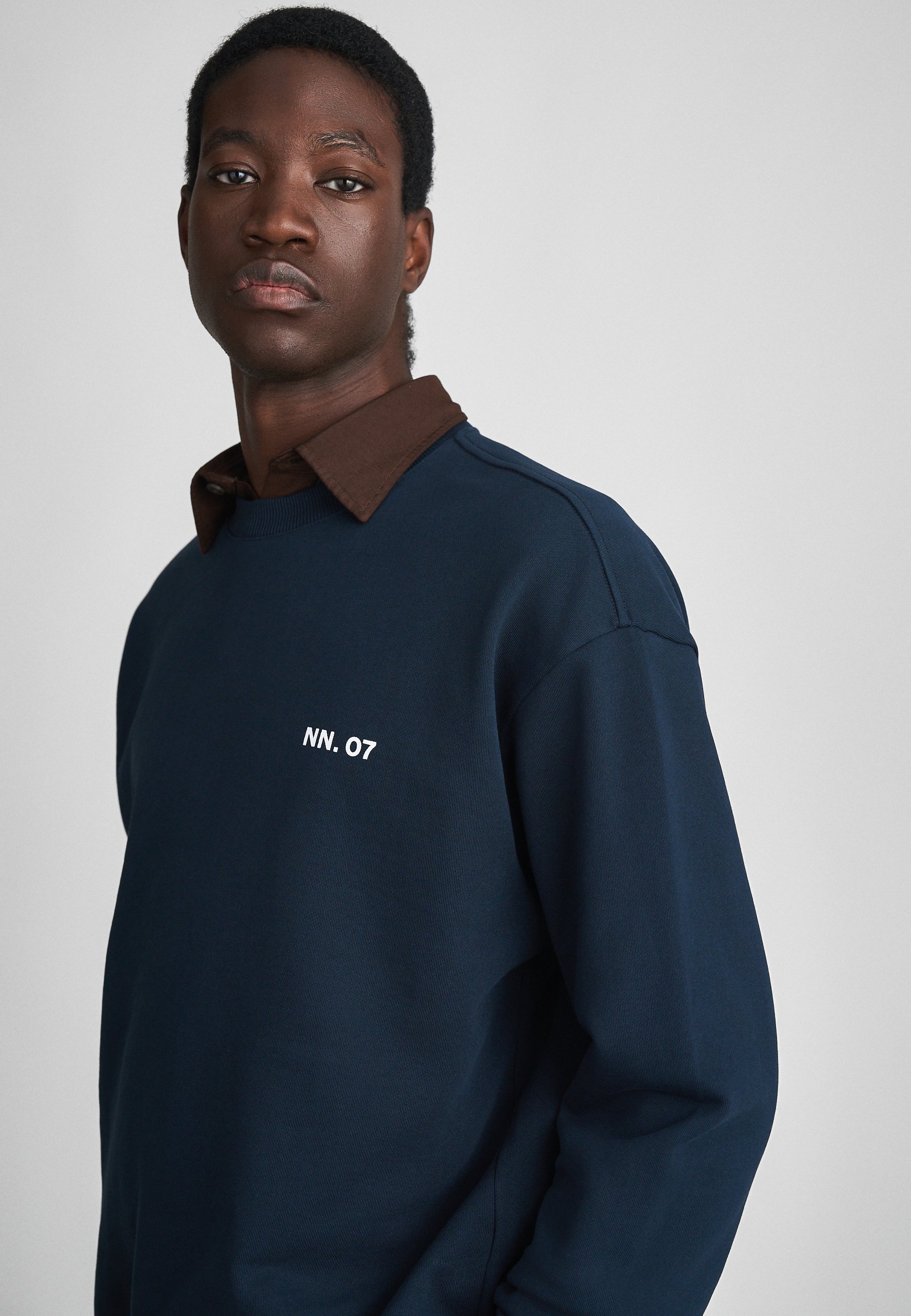NN.07 DAGON CREW - Sweatshirt - navy blue/dark blue - Zalando.co.uk
