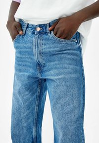 Bershka Džíny Relaxed Fit - dark blue