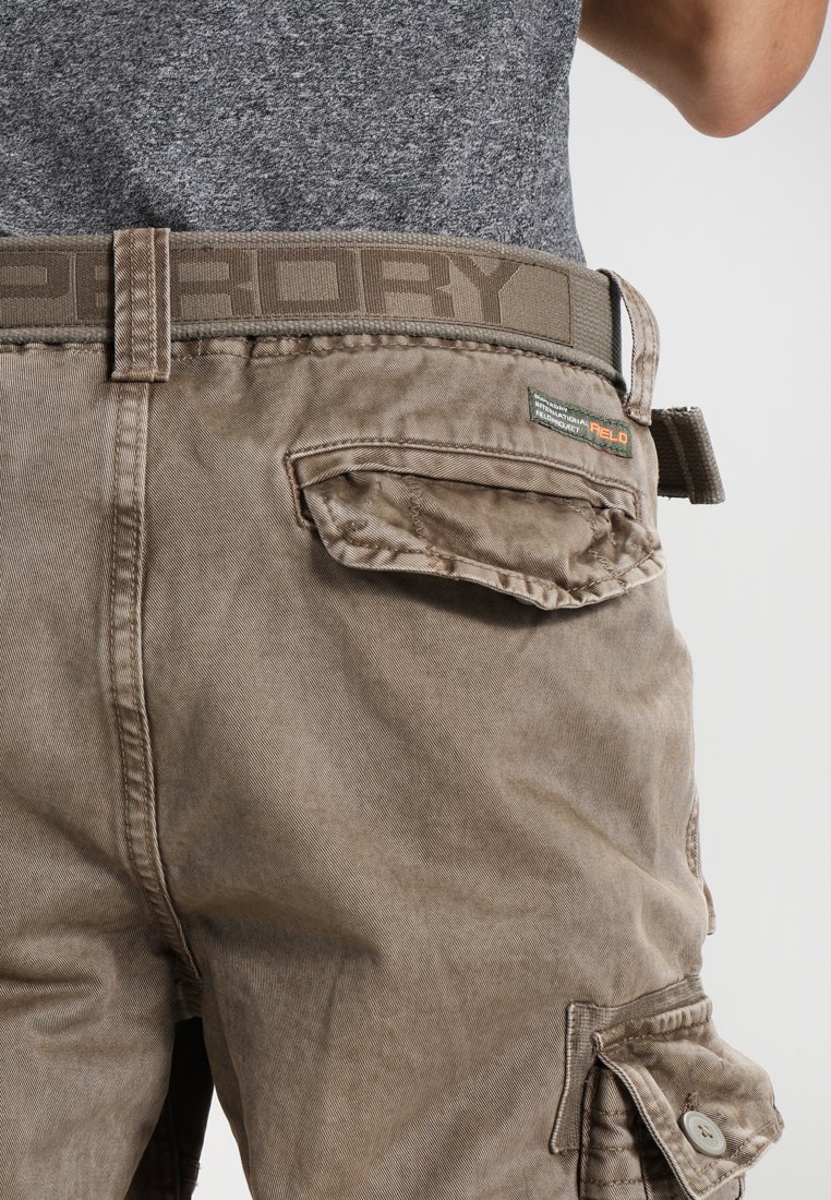 core cargo heavy shorts superdry