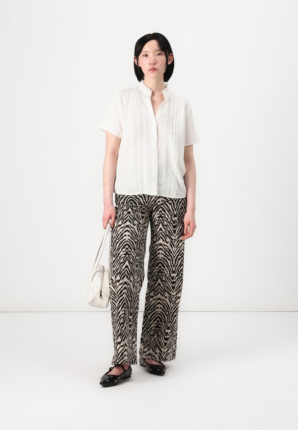 ELLIS LIFE  - Button-down blouse - cloud dancer3