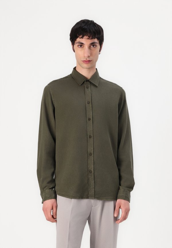 RYAN SHIRT - Shirt - forest night