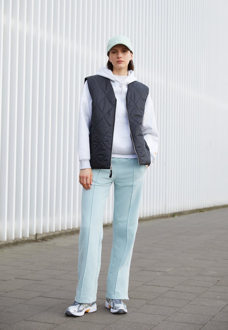 iets frans... REVERSIBLE QUILTED GILET - Colete - black