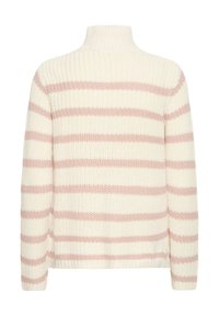 Suéter de punto en color crema con franjas horizontales en rosa claro, que presenta un cuello alto y un dobladillo acanalado, mostrando una textura suave y un ajuste relajado.