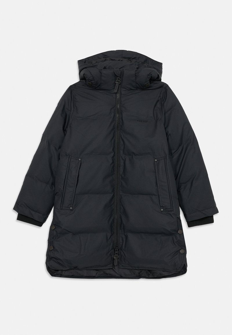 Casaco preto acolchoado com fecho de zip, capuz e dois bolsos laterais. Apresenta punhos elásticos e botões na barra, feito de material liso e resistente à água.