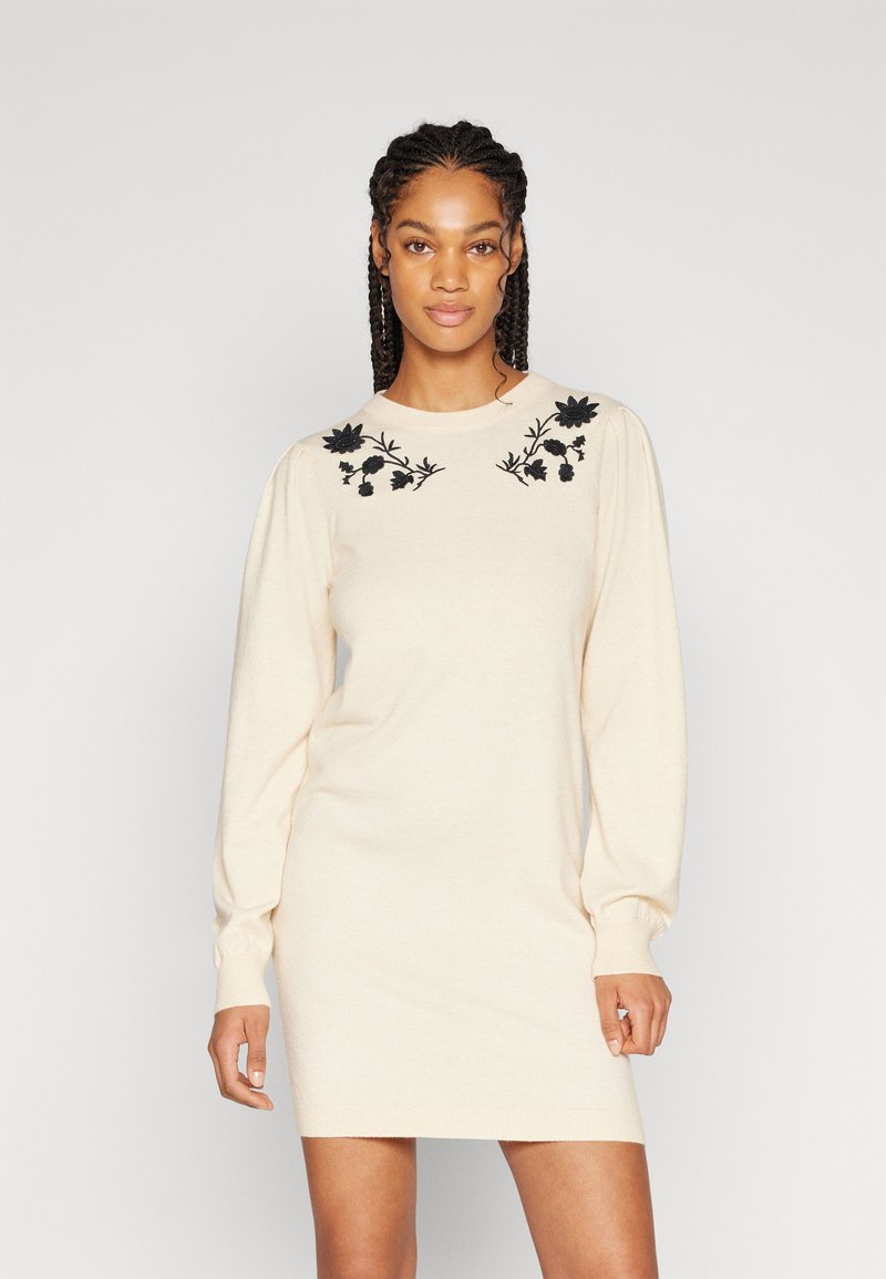 Object OBJTHESS DRESS - Strickkleid - sandshell/black/sand - Zalando.ch