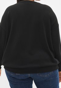 Zizzi Felpa - black