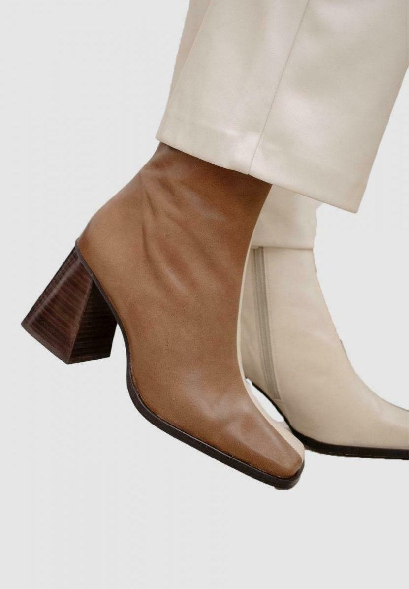 ALOHAS SOUTH BICOLOR - Botines - camel and beige/beige - Zalando.es