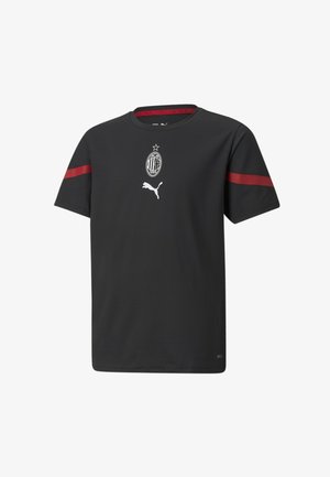 Zwart sport T-shirt met korte mouwen en rode strepen op de mouwen, AC Milan-logo en Puma-logo in het midden van de borst.
