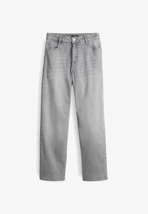 Jeans en denim gris avec une coupe décontractée. Comprend cinq poches, une fermeture à bouton et des détails subtils de décoloration sur le tissu. Design à jambe droite.