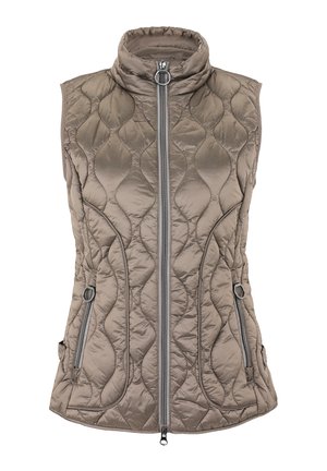 Gequilted mouwloos vest in taupe met een hoge kraag. Uitgerust met twee met rits afgesloten zijzakken en een ritssluiting aan de voorkant, waarbij het gestructureerde materiaal wordt benadrukt.