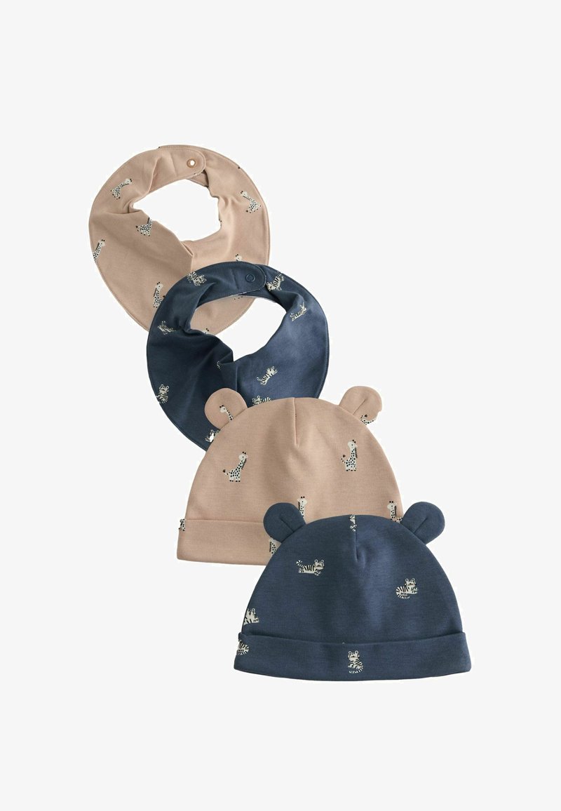 Divas auduma cepures un koordinēts kakla sildeklis. Viena cepure ir bēša ar lāča ausīm; otra ir tumši zila. Abām ir mazi dzīvnieku raksti. Mīkstas un lokanas.