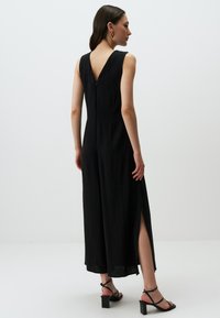 Jimmy Key LOOSE FIT LINEN JUMPSUIT - Jumpsuit - black
