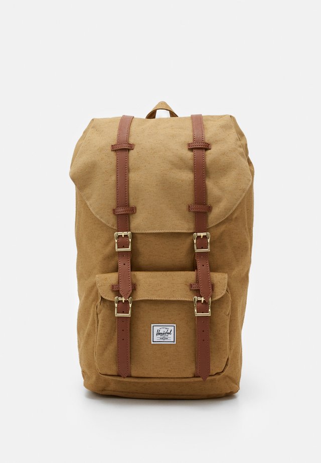 LITTLE AMERICA - Rucksack - coyote slub