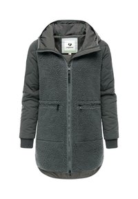 Mörkgrå isolerad jacka med fleeceframsida, quiltade ärmar, dubbla dragkedjefickor och huva. Enkel och funktionell design.