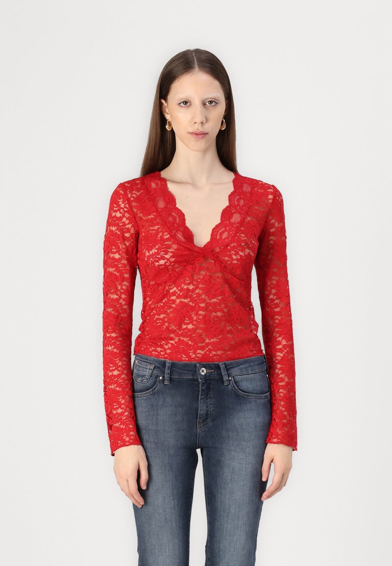 Gina Tricot Hosszú ujjú felső - red