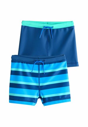 Kaksi paria sinisiä poikien uimahousuja; toinen yksivärinen tummansininen turkoosilla vyötärönauhalla, toinen sinivalkoraidallinen, molemmissa siniset kiristysnauhat.