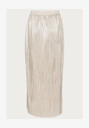 Pleated metallic midi skirt in light silver. Features an elastic waistband and a straight silhouette with a side slit. Reflective texture.