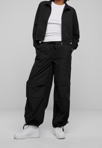 Urban Classics Kofta - black