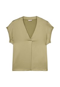 Blusa in satin verde oliva a maniche corte con scollo a V e dettagli di pieghe sottili davanti, posata su uno sfondo bianco.