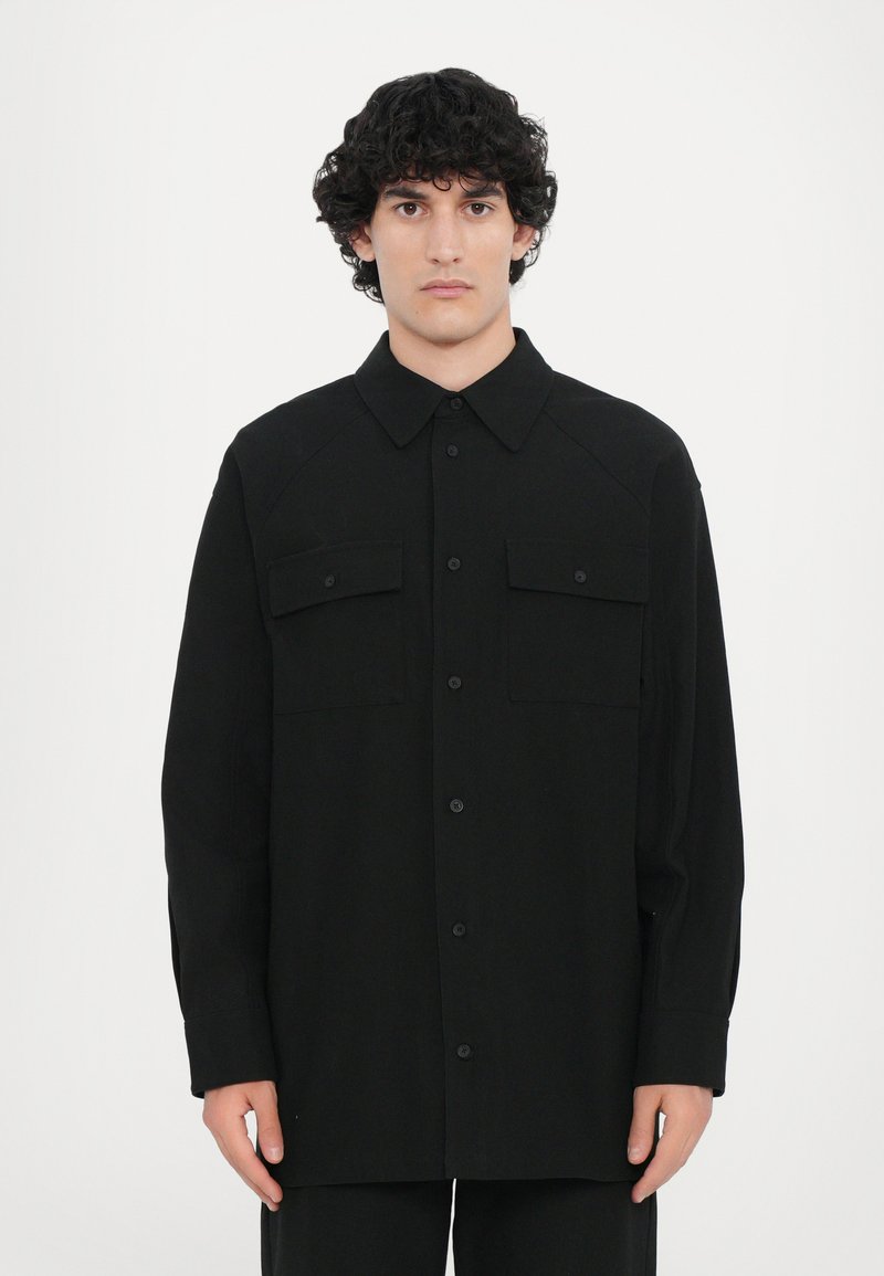 Han Kjøbenhavn - OVERSIZED SHIRT - Chemise - anthracite/black, Agrandir