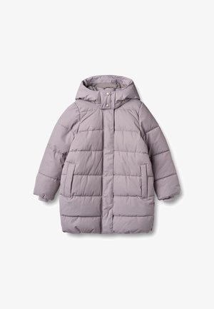 Puffer jacket in light lavender, featuring a hood, snap closures, two side pockets, and ribbed cuffs. Quilted texture and warm design.