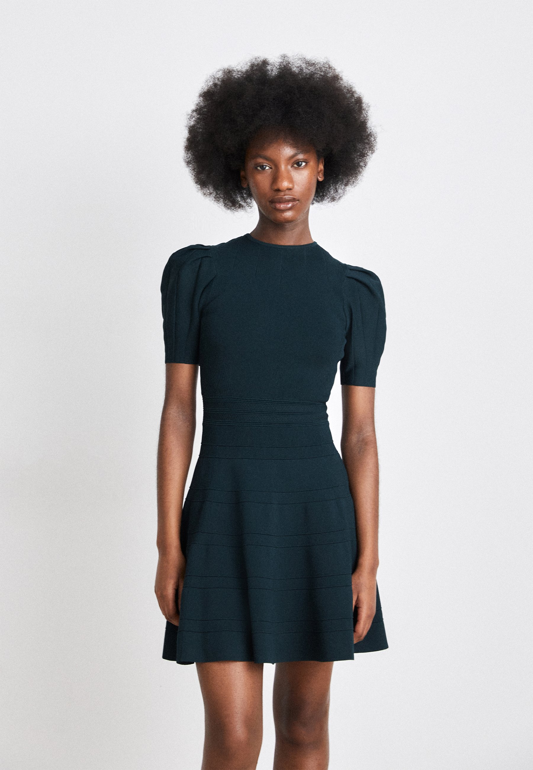 ted baker maxi dress green NEW Ted Baker Eltti Beaded Green Maxi Dress Size 0, 1, 2 UK MSRP $391