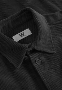 DOUBLE A BY W.W. CLAY  - Lichte jas - black sand