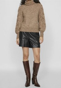 VILA Neule - dark brown