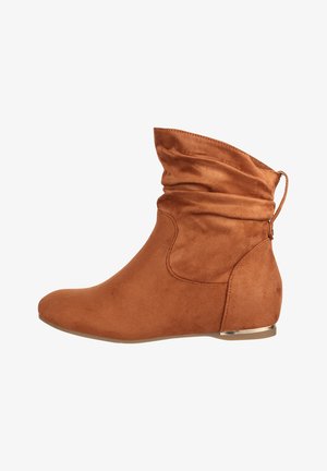Elara Stivaletti - braun