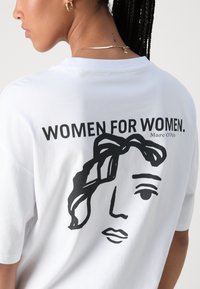 Marc O'Polo SHORT SLEEVE CREW NECK WOMENSDAY - T-shirt print - white