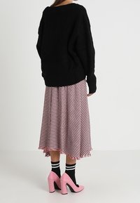 Weekday Trui - black